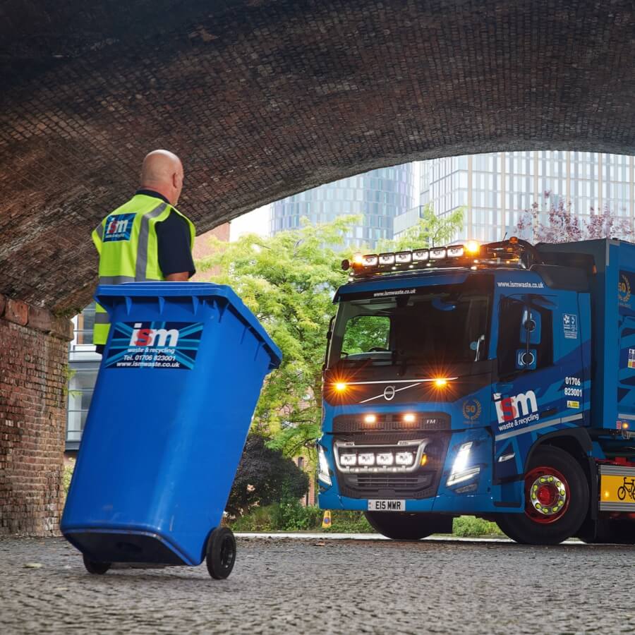 Paper and cardboard recycling service
